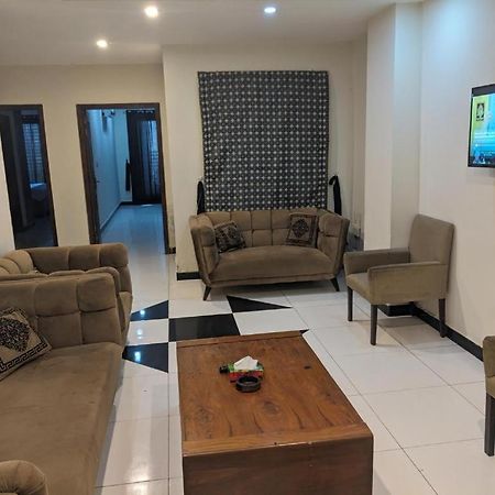 Lavish Hotel Rawalpindi Buitenkant foto